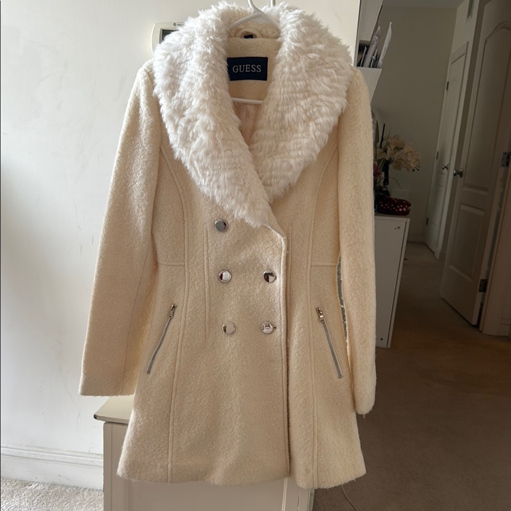 GUESS Women's Cream pea coat